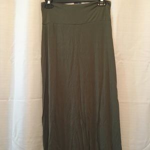 RUE21 Long skirt